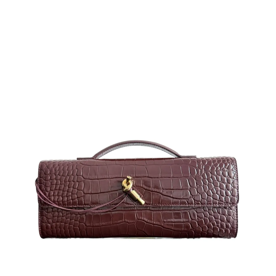 Bottega Veneta Andiamo Clutch Burgundy in Crocodile Pattern 741511