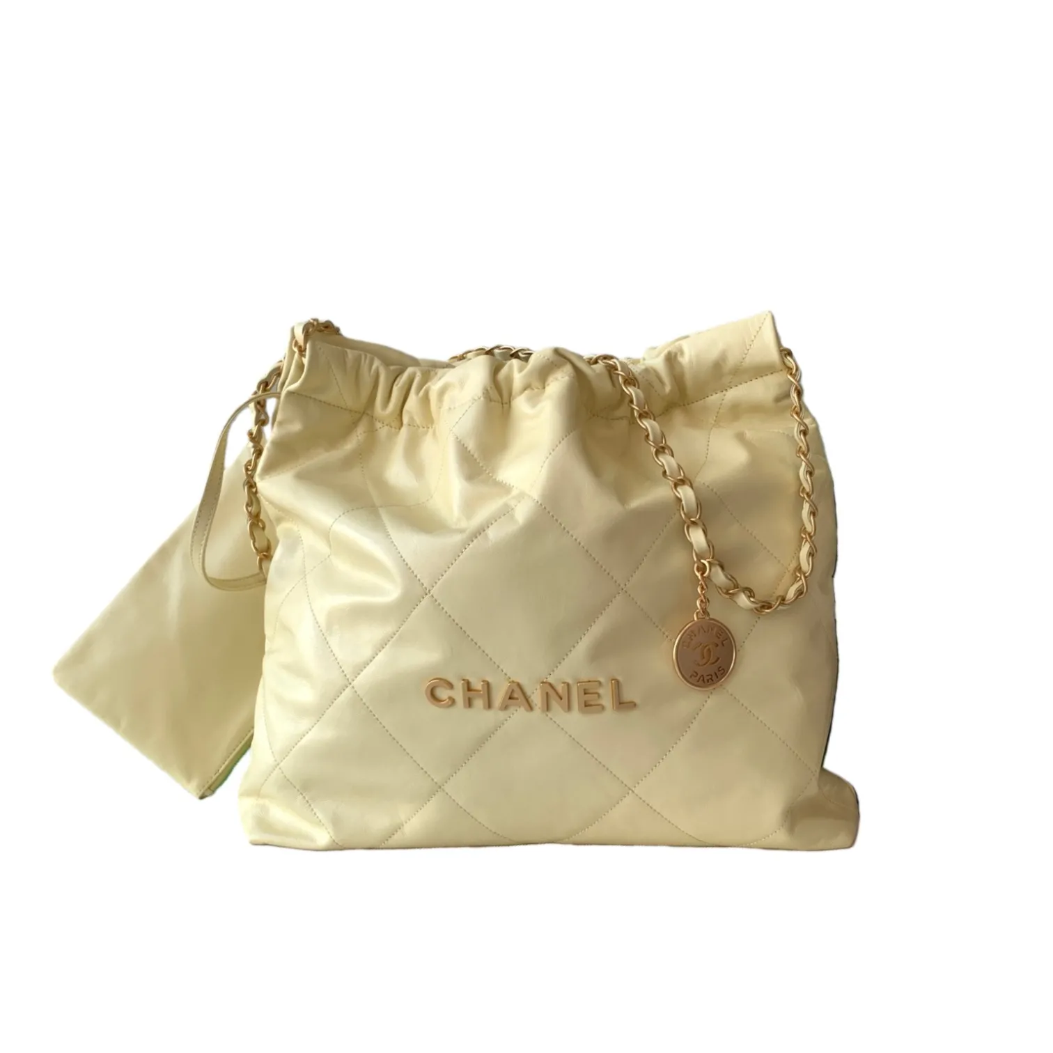 Chanel 22 Handbag Medium AS3261